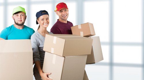 Moving van service in Eastcote for local home and office relocations